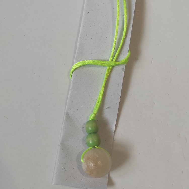 آویز سنگ نمک کروی