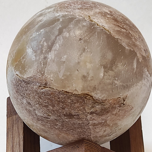 گوی سنگ نمک قطر 10 با پایه چوبی