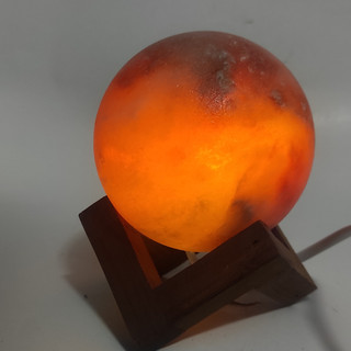 آباژور کروی سنگ نمک قطر ۱۰ D102