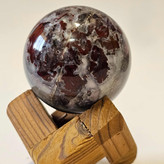 گوی سنگ عقیق به همراه پایه چوبی