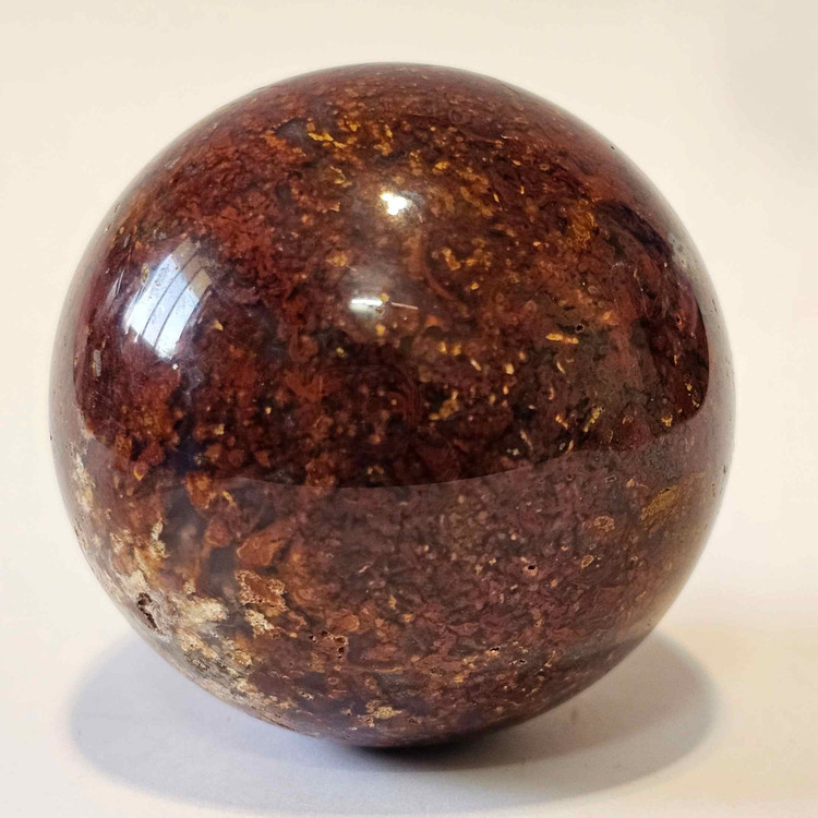 گوی سنگ عقیق به همراه پایه چوبی