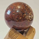 گوی سنگ عقیق به همراه پایه چوبی