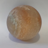 گوی سنگ نمک قطر 10 با پایه چوبی f13