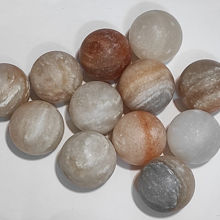 سنگ نمک دکوری گوی قطر6 همراه با پایه